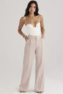 Beige Loose Fit Trousers -Traumhafte Kleider 1653276876 alivia 5