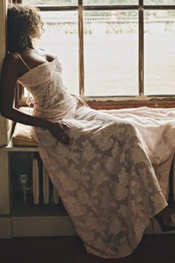 Soft Pink Floral Lace Back Maxi Dress -Traumhafte Kleider a23i9799