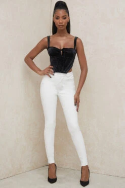 Black Velvet Cupped Corset Top -Traumhafte Kleider aayla 15