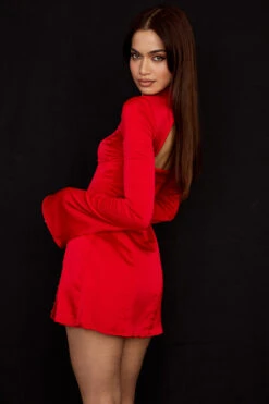 Scarlet Satin Mini Dress 23 Scarlet Satin Mini Dress -Traumhafte Kleider alyssa scarlet 5