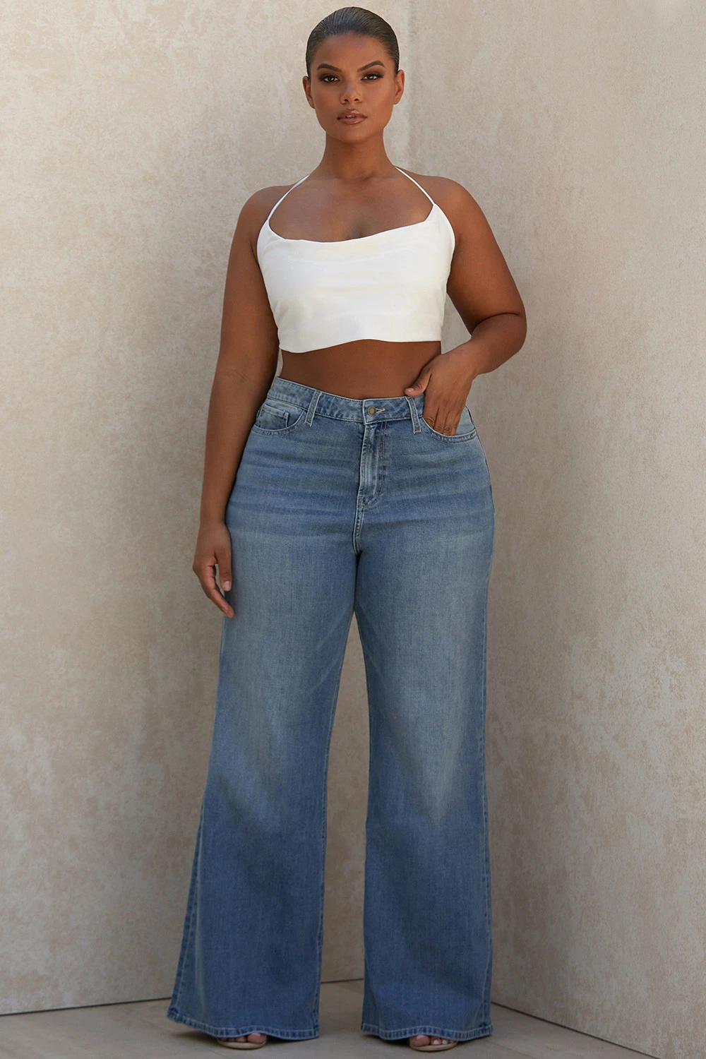High Waist Wide Leg Jeans 4 High Waist Wide Leg Jeans – Bild 2