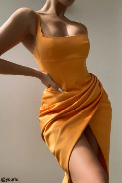 Tangerine Satin Pleated Corset Midi Dress 30 Tangerine Satin Pleated Corset Midi Dress -Traumhafte Kleider bianca t87