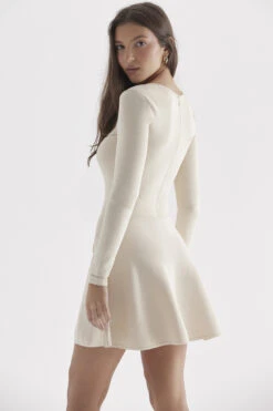 Cream Dainty Knit Mini Dress -Traumhafte Kleider caprice 15