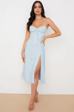 Blue Floral Bustier Midi Dress 15 Blue Floral Bustier Midi Dress -Traumhafte Kleider carina 2 1 3