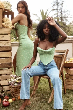 Olive Floral Bustier Midi Dress 28 Olive Floral Bustier Midi Dress -Traumhafte Kleider carina o41