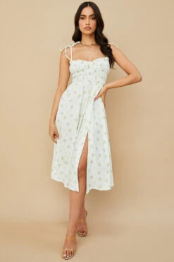 Ivory Floral Shirred Midi Dress -Traumhafte Kleider christabel 3