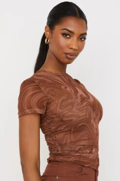 Cocoa Swirl Print Asymmetric T-shirt 14 Cocoa Swirl Print Asymmetric T-shirt -Traumhafte Kleider claudie 4b