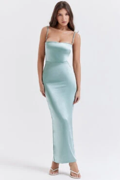 Titelseite 37 Light Jade Maxi Dress