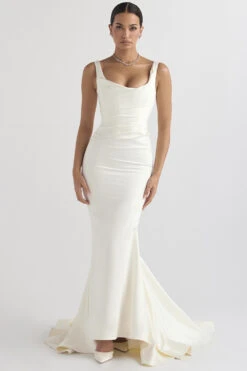 Off White Satin Mermaid Bridal Gown -Traumhafte Kleider emilie 1
