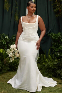 Off White Satin Mermaid Bridal Gown -Traumhafte Kleider emiliew2