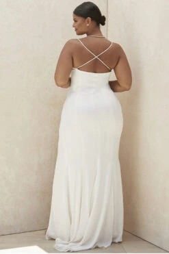 Ivory Strappy Bridal Gown - Limited Edition -Traumhafte Kleider gigi 17