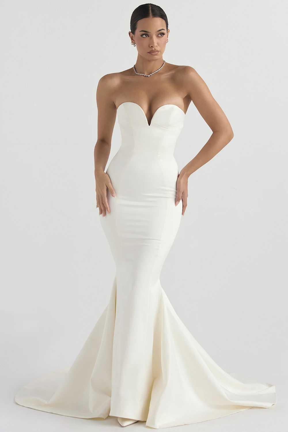 Ivory Satin Strapless Bridal Gown 5 Ivory Satin Strapless Bridal Gown – Bild 3