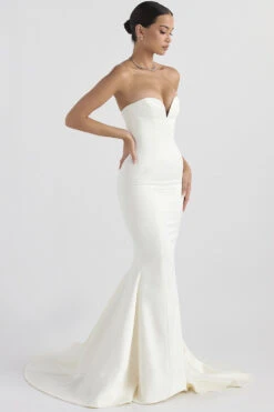 Ivory Satin Strapless Bridal Gown 27 Ivory Satin Strapless Bridal Gown -Traumhafte Kleider giselle 6