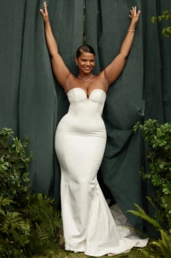 Ivory Satin Strapless Bridal Gown 37 Ivory Satin Strapless Bridal Gown -Traumhafte Kleider gisellew51