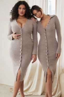 Beige Cashmere Knit Midi Dress -Traumhafte Kleider houseofcb lounge 0533