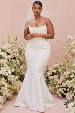 Ivory Strapless Corset Bridal Gown - Limited Edition 19 Ivory Strapless Corset Bridal Gown - Limited Edition -Traumhafte Kleider ines white 12