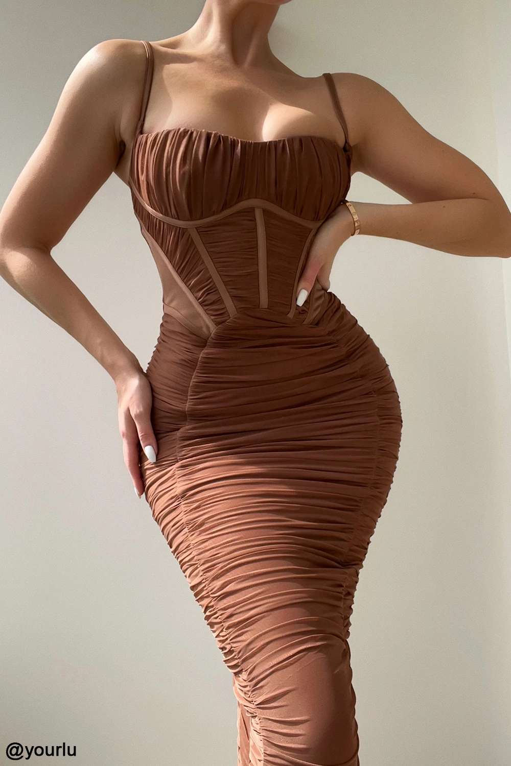 Mocha Corset Maxi Dress 12 Mocha Corset Maxi Dress – Bild 10