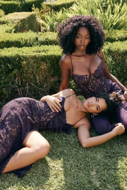 Night Shade Lace Maxi Dress 29 Night Shade Lace Maxi Dress -Traumhafte Kleider look 13 4849