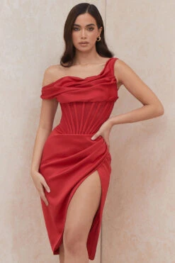 Titelseite 33 Red Asymmetric Drape Midi Corset Dress
