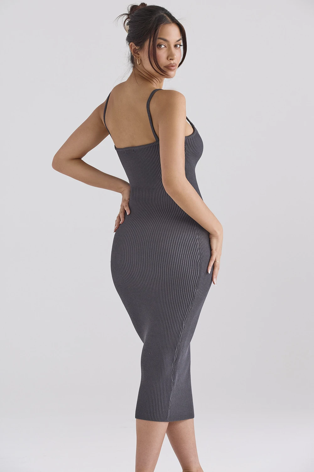 Charcoal Knit Midi Dress 16 Charcoal Knit Midi Dress – Bild 14