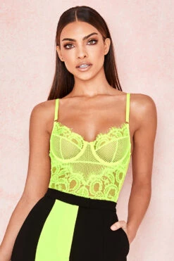 Neon Yellow Lace Bodysuit -Traumhafte Kleider nadia 1a