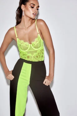 Neon Yellow Lace Bodysuit -Traumhafte Kleider nadia green 19