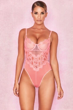 Pink Lace Bodysuit -Traumhafte Kleider nadia pink 2
