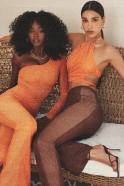 Mistress Rocks 'Vacay Mode' Orange Halter Neck Crop Top 25 Mistress Rocks 'Vacay Mode' Orange Halter Neck Crop Top -Traumhafte Kleider say when o23