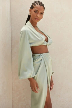 Sage Silky Satin Plunge Blouson Top -Traumhafte Kleider toscaconstance 11