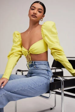 Mistress Rocks 'Tough Love' Lemon Puff Sleeve Cropped Top -Traumhafte Kleider tough love 3