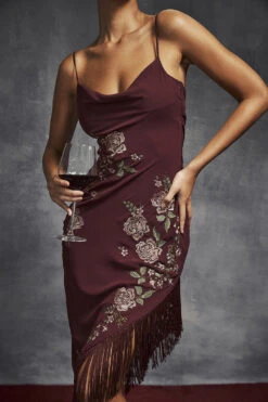 Wine Embroidered Midi Dress 26 Wine Embroidered Midi Dress -Traumhafte Kleider untitledcapture104717