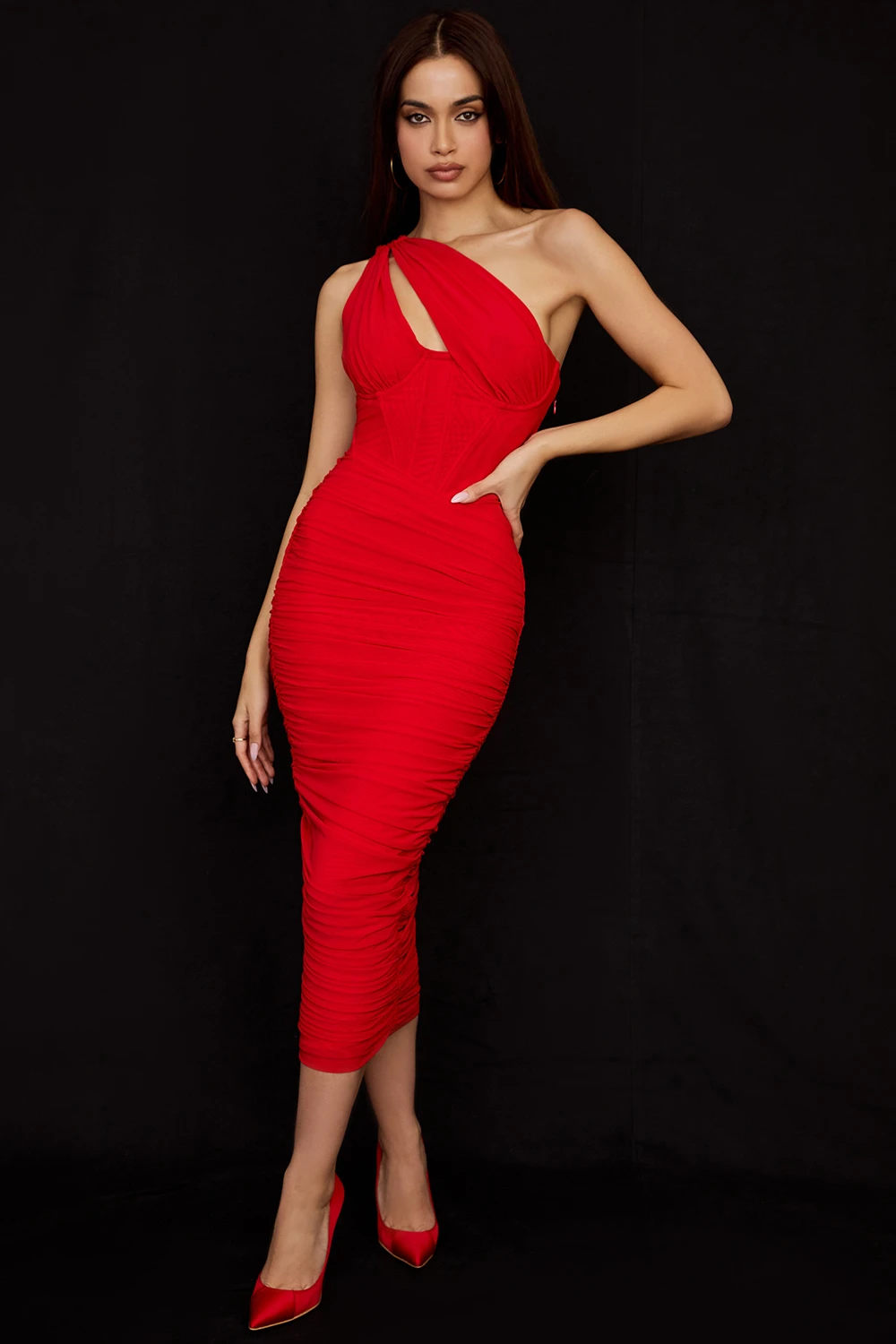 Scarlet Asymmetric Cutout Midi Dress 5 Scarlet Asymmetric Cutout Midi Dress – Bild 3