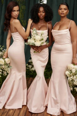 Blush Satin Fishtail Gown -Traumhafte Kleider violettab41