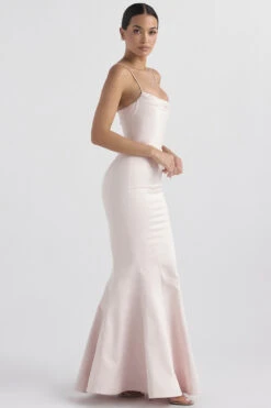 Blush Satin Fishtail Gown -Traumhafte Kleider violette 5g