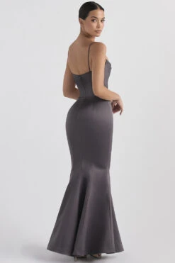 Shadow Satin Fishtail Gown 21 Shadow Satin Fishtail Gown -Traumhafte Kleider violette dg 8g