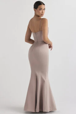 Mushroom Satin Fishtail Gown 17 Mushroom Satin Fishtail Gown -Traumhafte Kleider violette mus 8g